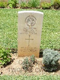 Medjez-El-Bab War Cemetery - Stott, Archibald McLean